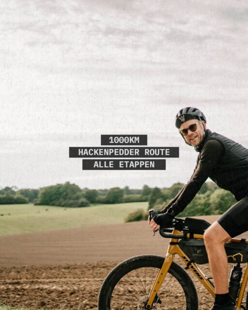 🗺 1000km auf sieben Etappen oder 660km mit Shortcut! Alle Etappen schön würzig präsentiert.

1 🗺 Kiel – CP1 Wakenitz
Ostsee, Steilküste, Bungsberg, Plöner See, Lübeck (steil)

2 🗺 CP1 Wakenitz – Boizenburg
Ratzeburger See, ehem. innerdeutsche Grenze, Schaalsee (wild) 

3 🗺 Boizenburg – CP2 Wittenborn
Lauenburg, Sachsenwald, Ahrensburger Schloss (düster)

4 🗺 CP2 Wittenborn – Albersdorf
Segeberger Forst, Binnendüne Nordoe, Elbe, Nord-Ostsee-Kanal (wechselhaft)

5 🗺 Albersdorf – CP3 Kollund
Friedrichstadt, Schafe, Nordsee, Husum, Deich, Dänemark (windig)

6 🗺 CP3 Kollund – Rendsburg
Flensburg, Geltinger Bucht, Schlei, Hüttener Berge (originell)

7 🗺 Rendsburg – Kiel
Nord-Ostsee-Kanal, Boxberg, Schierensee (Prost!)

Shortcut 🗺 Albersdorf – Kiel
Nord-Ostsee-Kanal, Boxberg, Schierensee (Prost!)

📸 @grvl_gunnar & @johann_kristan 

#hackenpedder #bikepacking #stevensbikes #neverstop #shelterattack