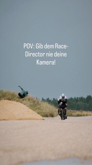 🤪 Einmal mit Profis arbeiten …

📍Live Tracking Link in Bio

🙏 Danke für die Unterstützung 
@stevensbikeshamburg @velocenterkiel @seeberger_1844

📸 Media-Team
@grvl_gunnar @isy.tnk @felixshlk @speichenbruch.cc

#hackenpedder #bikepacking #dänemark #shelterattack #stevensbikes