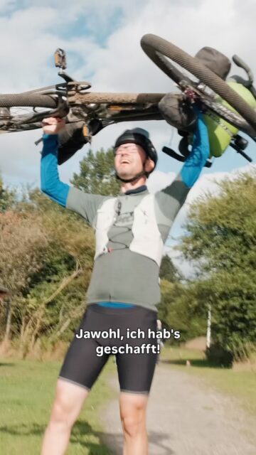 🏁 The Finish Line! Ob 600 oder 470 Kilometer, wir haben es alle geschafft! Die Tage waren fies aber am Ende scheint die Sonne!

Nils: „Das war intensiv! Danke an alle! Später mehr ❤️“

📍Live Tracking beendet!

🙏 Danke für die Unterstützung 
@stevensbikeshamburg @velocenterkiel @seeberger_1844

📸 Media-Team
@grvl_gunnar @isy.tnk @felixshlk @speichenbruch.cc

#hackenpedder #bikepacking #dänemark #shelterattack #stevensbikes
